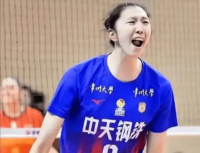 kaiyun-快球无解+力量待补，吴梦洁蜕变正当时，留洋意甲或是必经之路|赛季|中国女排|联赛|速度|主攻_新浪体育_新浪新闻